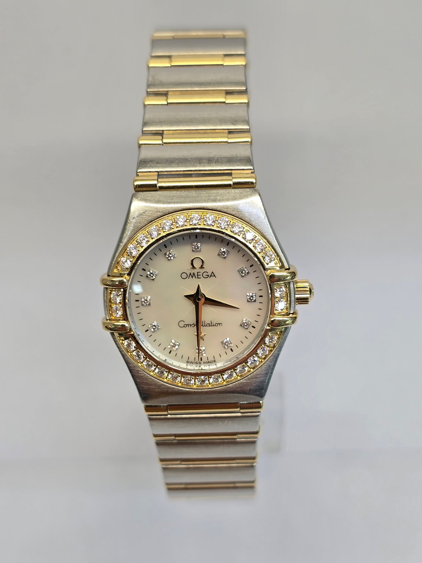 Omega Constellation (2)