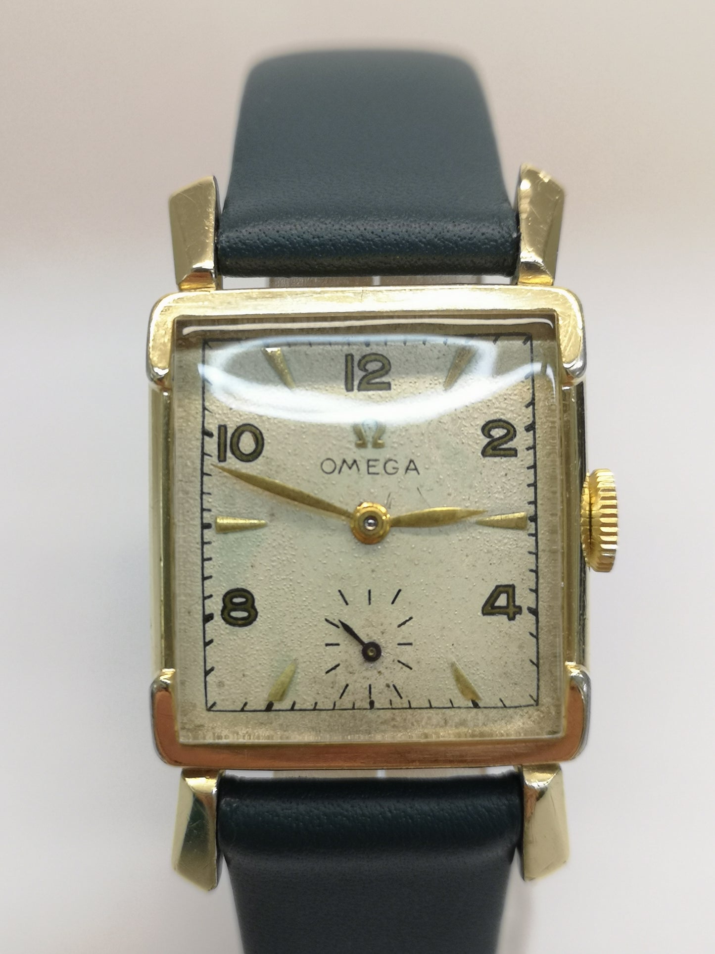 Omega Art Deco Model 236175