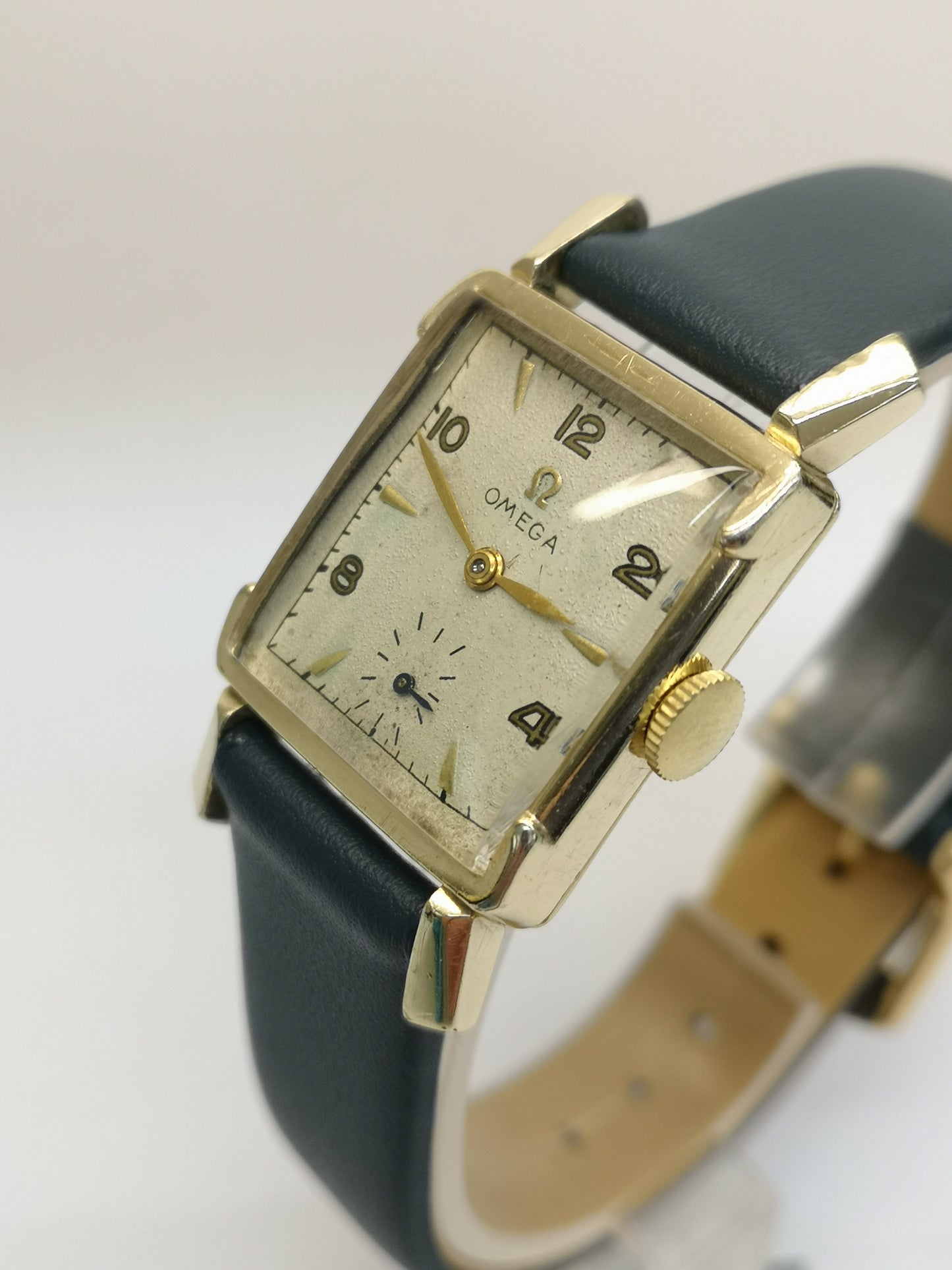 Omega Art Deco Model 236175