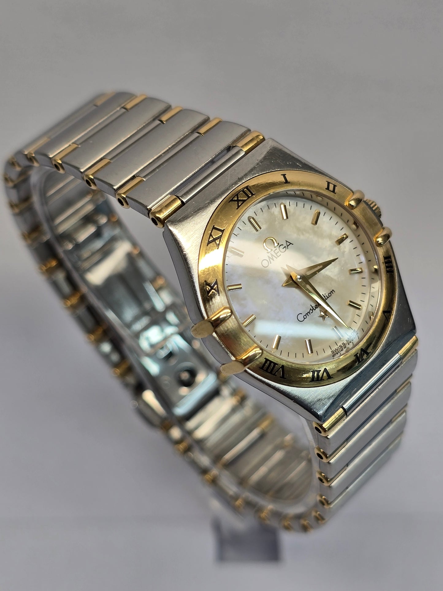 Omega Constellation (3)