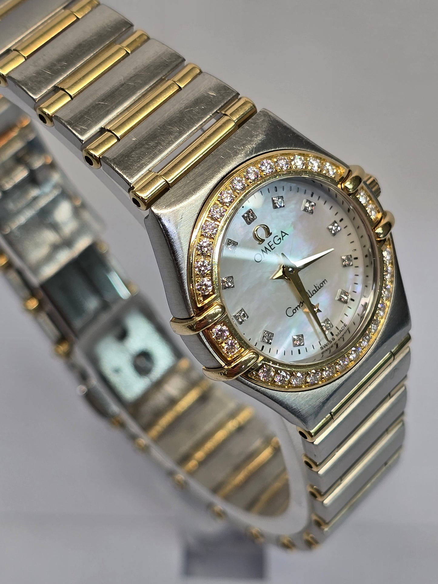 Omega Constellation (2)