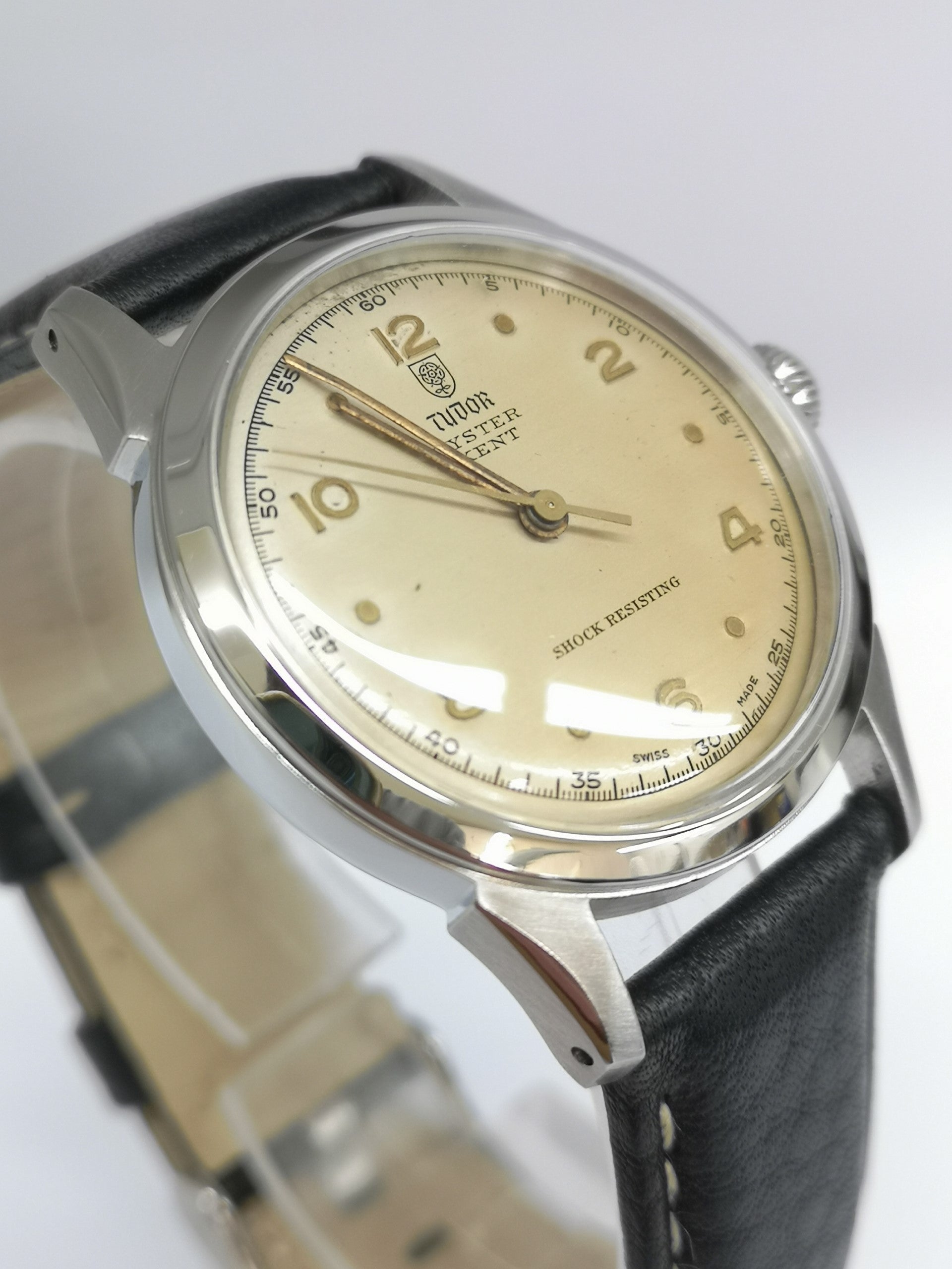 Tudor 4540 top