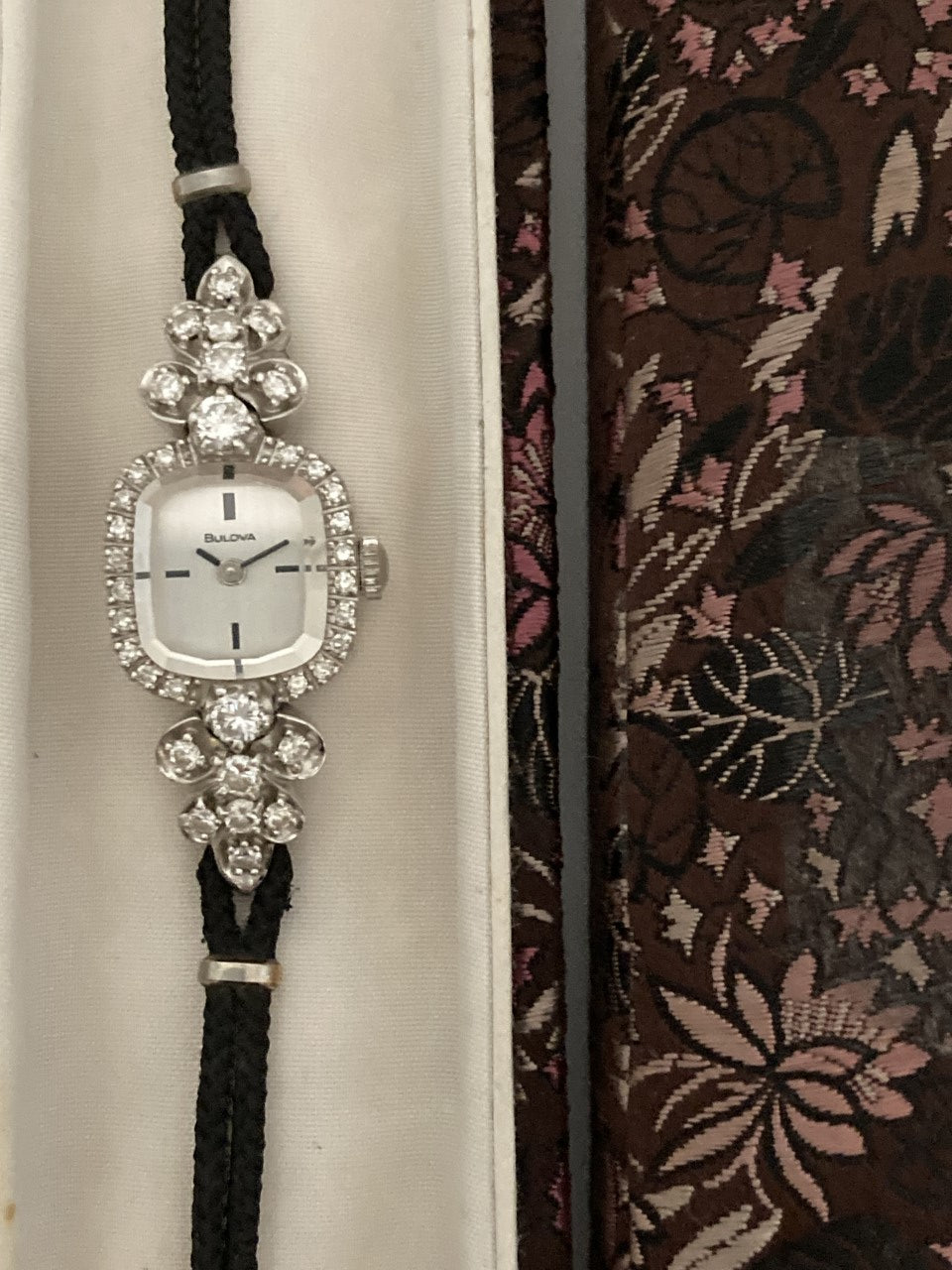 Vintage bulova ladies sale watch with diamonds